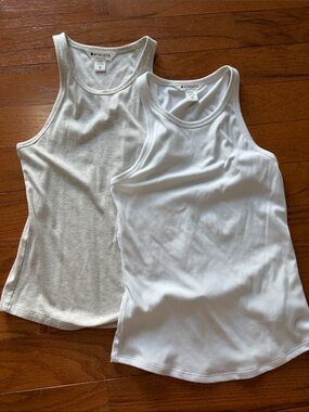 Set of athleta ribbed tanks